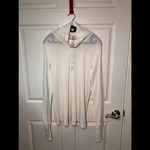 Old Navy Maternity shirt